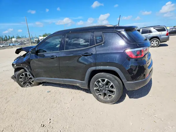 3C4NJDAB0LT174569 2020 JEEP COMPASS - Image 2
