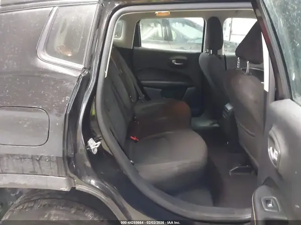 3C4NJDAB0MT516619 2021 JEEP COMPASS - Image 8