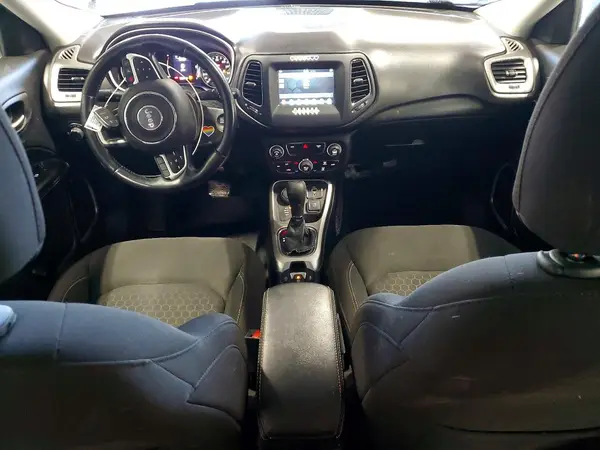 3C4NJDAB0MT579137 2021 JEEP COMPASS - Image 8