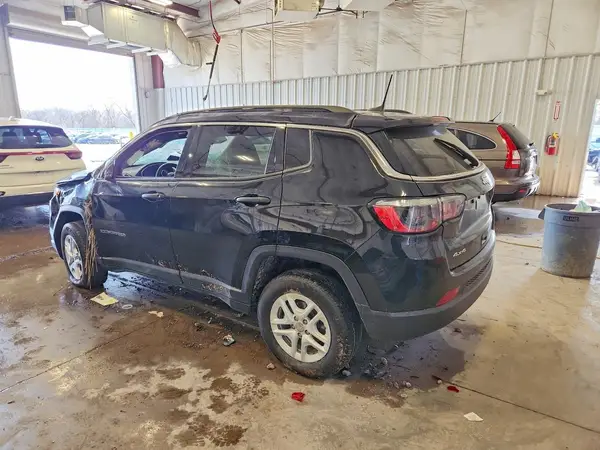 3C4NJDAB0MT591899 2021 JEEP COMPASS - Image 2