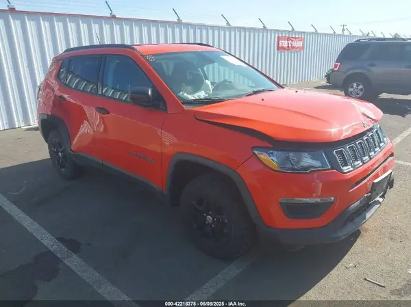 3C4NJDAB1HT628125 2017 JEEP COMPASS - Image 1