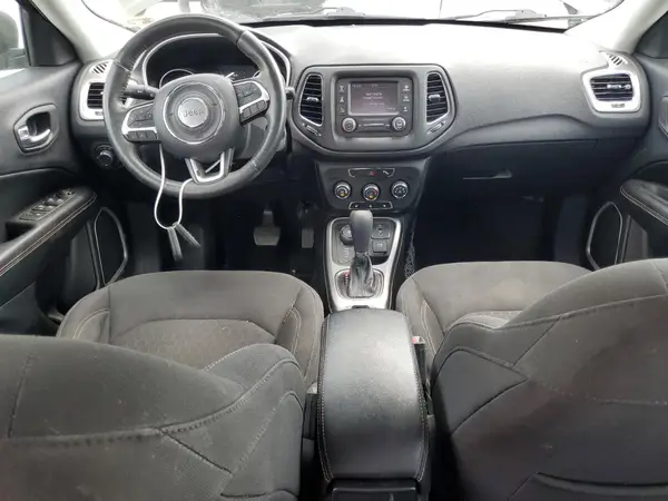 3C4NJDAB1HT656524 2017 JEEP COMPASS - Image 8