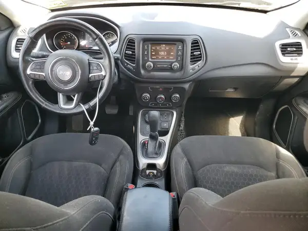 3C4NJDAB1JT137771 2018 JEEP COMPASS - Image 8