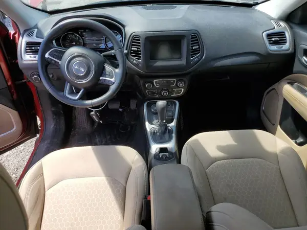 3C4NJDAB1JT146082 2018 JEEP COMPASS - Image 8