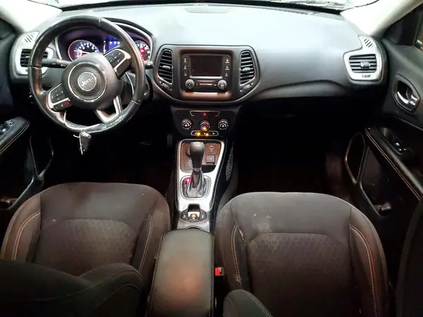 3C4NJDAB1JT270644 2018 JEEP COMPASS - Image 8
