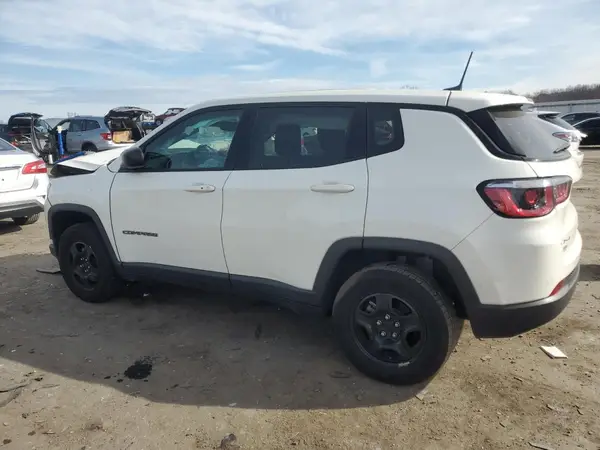 3C4NJDAB1JT315422 2018 JEEP COMPASS - Image 2