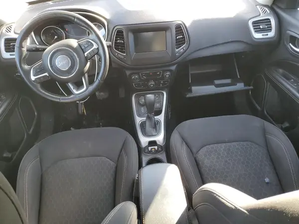 3C4NJDAB1JT343303 2018 JEEP COMPASS - Image 8
