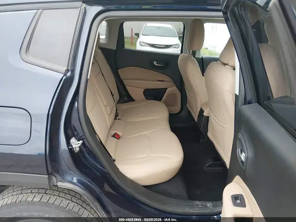 3C4NJDAB1JT392274 2018 JEEP COMPASS - Image 8