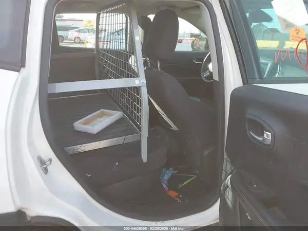 3C4NJDAB1KT664016 2019 JEEP COMPASS - Image 3
