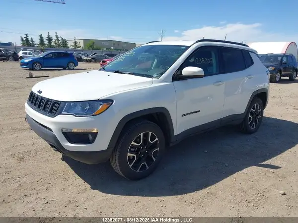 3C4NJDAB1LT123890 2020 JEEP COMPASS - Image 2