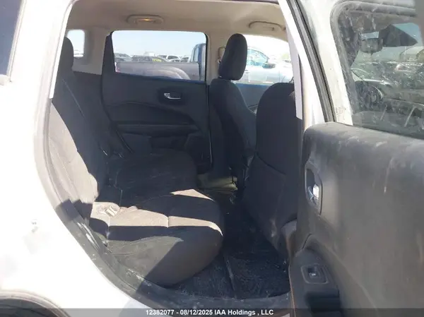 3C4NJDAB1LT123890 2020 JEEP COMPASS - Image 8