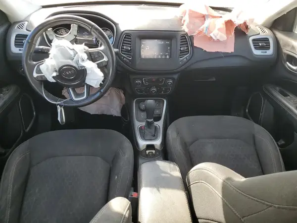 3C4NJDAB1LT132704 2020 JEEP COMPASS - Image 8