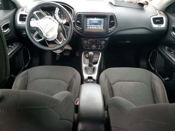 3C4NJDAB1LT145307 2020 JEEP COMPASS - Image 8