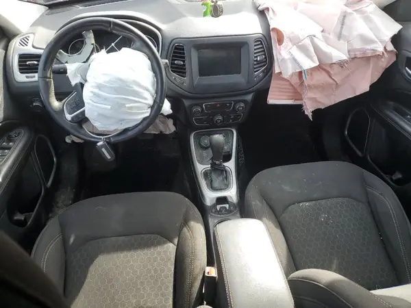 3C4NJDAB1MT500431 2021 JEEP COMPASS - Image 8