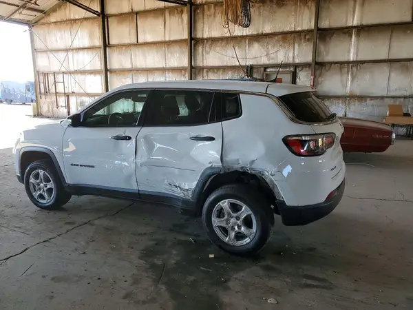 3C4NJDAB1NT117736 2022 JEEP COMPASS - Image 2