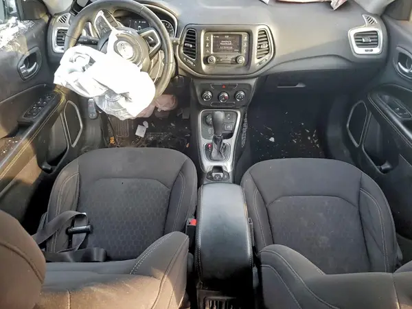 3C4NJDAB2HT647458 2017 JEEP COMPASS - Image 8