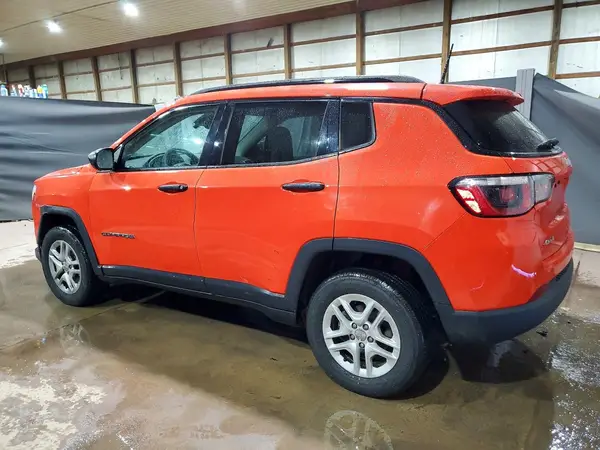 3C4NJDAB2JT101149 2018 JEEP COMPASS - Image 2