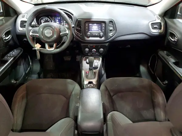 3C4NJDAB2JT101149 2018 JEEP COMPASS - Image 8