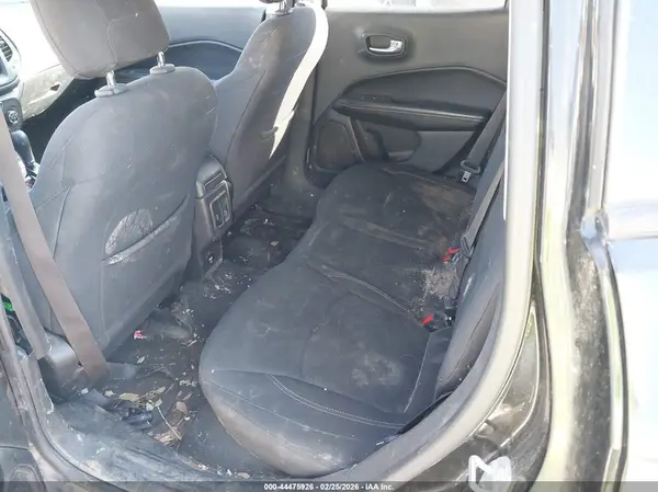 3C4NJDAB2JT113401 2018 JEEP COMPASS - Image 8