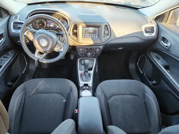 3C4NJDAB2JT153638 2018 JEEP COMPASS - Image 8