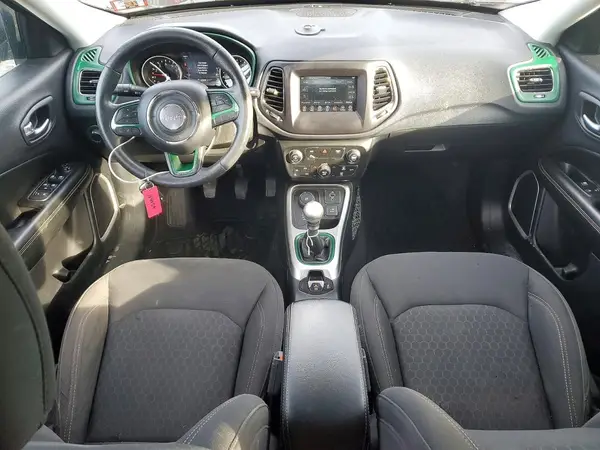 3C4NJDAB2JT248829 2018 JEEP COMPASS - Image 8