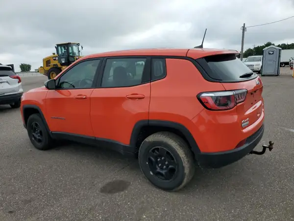 3C4NJDAB2JT356335 2018 JEEP COMPASS - Image 2