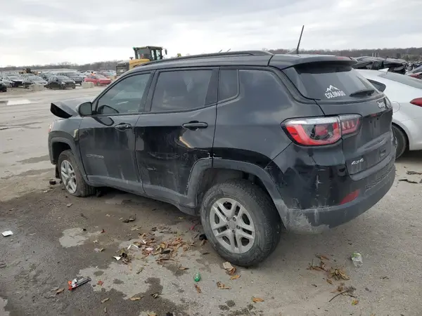 3C4NJDAB2JT373376 2018 JEEP COMPASS - Image 2