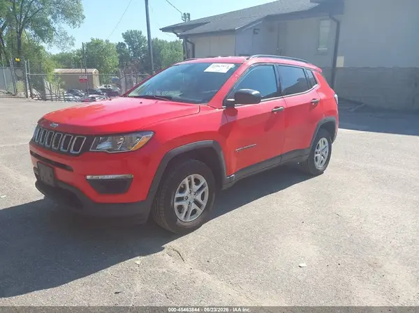 3C4NJDAB2JT392235 2018 JEEP COMPASS - Image 2