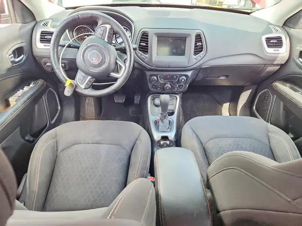 3C4NJDAB2KT629386 2019 JEEP COMPASS - Image 8