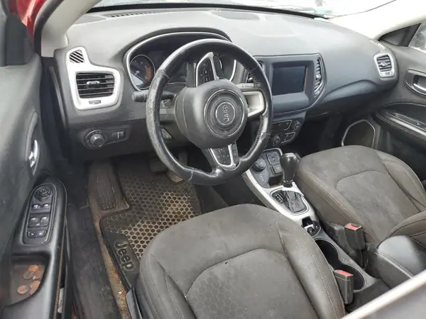 3C4NJDAB2KT659522 2019 JEEP COMPASS - Image 8