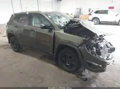 3C4NJDAB2KT670889 2019 JEEP COMPASS