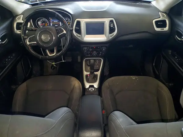 3C4NJDAB2KT678877 2019 JEEP COMPASS - Image 8