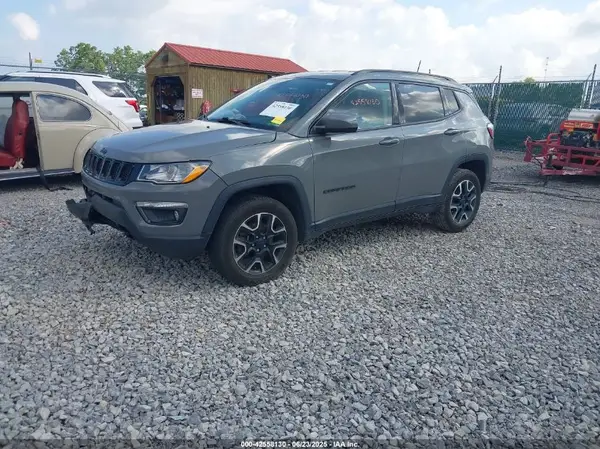 3C4NJDAB2KT781328 2019 JEEP COMPASS - Image 2