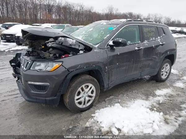3C4NJDAB2KT834819 2019 JEEP COMPASS - Image 2