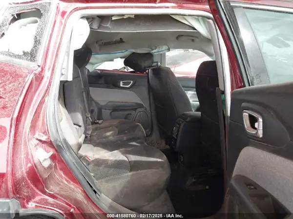 3C4NJDAB2NT205663 2022 JEEP COMPASS - Image 8