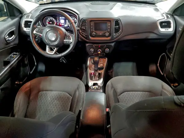 3C4NJDAB3HT597010 2017 JEEP COMPASS - Image 8