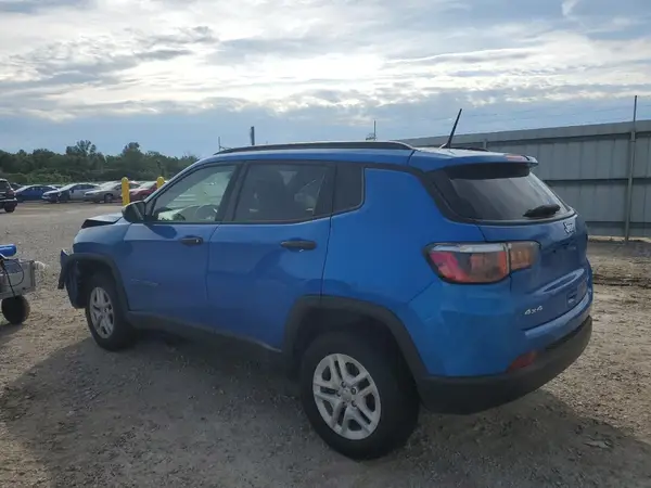 3C4NJDAB3JT153602 2018 JEEP COMPASS - Image 2