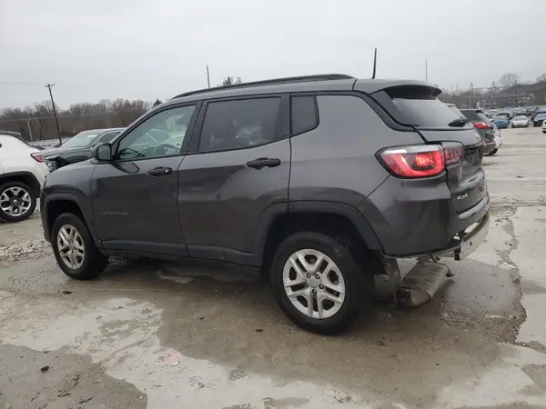 3C4NJDAB3JT213281 2018 JEEP COMPASS - Image 2