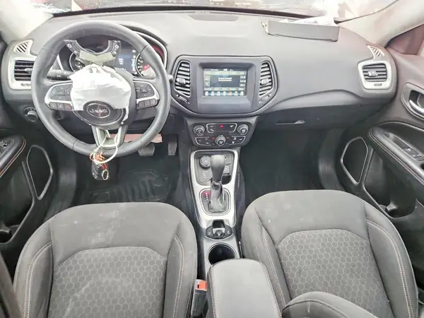 3C4NJDAB3JT245521 2018 JEEP COMPASS - Image 8