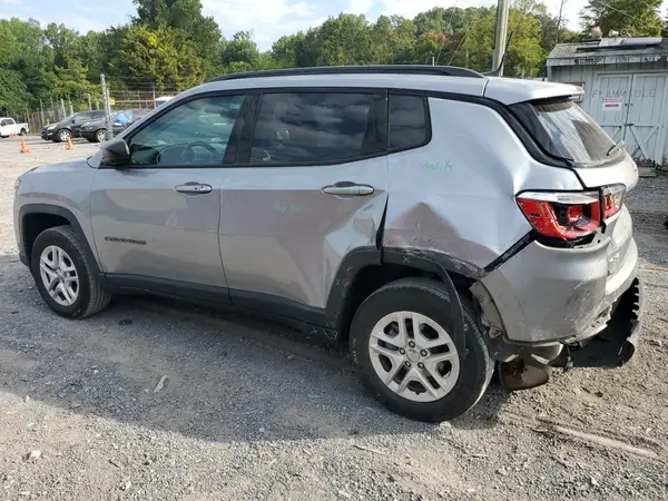 3C4NJDAB3JT256826 2018 JEEP COMPASS - Image 2