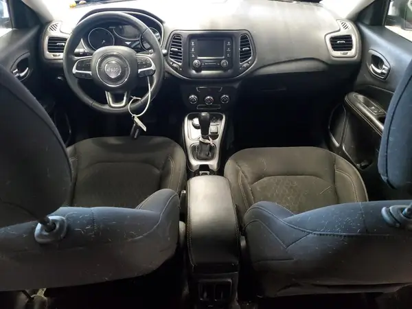 3C4NJDAB3JT281421 2018 JEEP COMPASS - Image 8