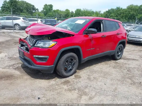 3C4NJDAB3JT283847 2018 JEEP COMPASS - Image 2