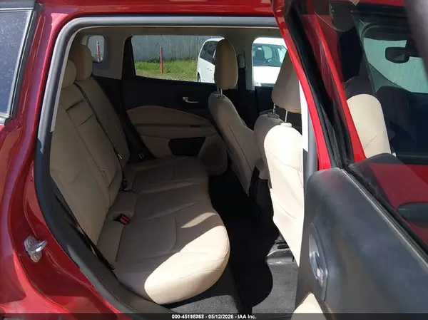 3C4NJDAB3JT392230 2018 JEEP COMPASS - Image 8