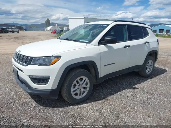 3C4NJDAB3JT392275 2018 JEEP COMPASS - Image 2