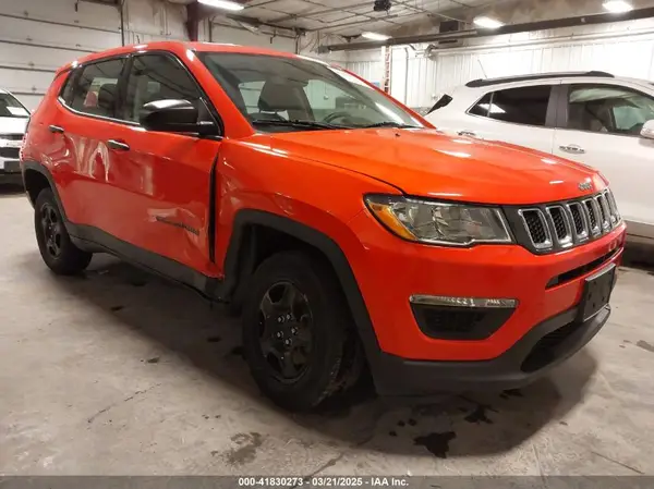 3C4NJDAB3JT402254 2018 JEEP COMPASS - Image 1
