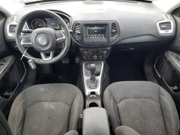 3C4NJDAB3JT480422 2018 JEEP COMPASS - Image 8