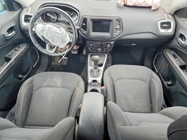 3C4NJDAB3KT598729 2019 JEEP COMPASS - Image 8