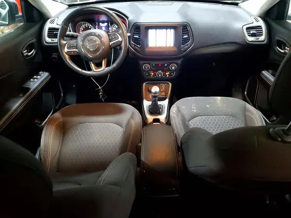 3C4NJDAB3KT651512 2019 JEEP COMPASS - Image 8
