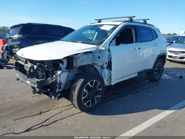 3C4NJDAB3KT846395 2019 JEEP COMPASS - Image 2
