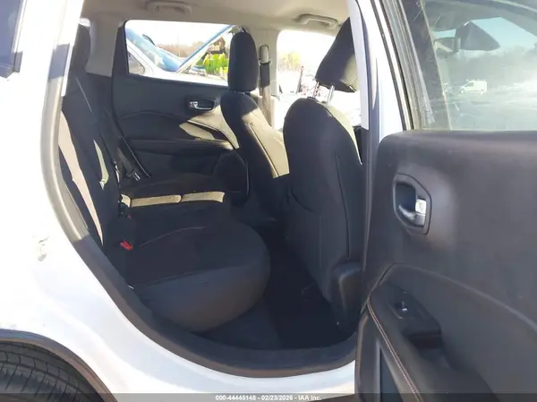 3C4NJDAB3KT846395 2019 JEEP COMPASS - Image 8